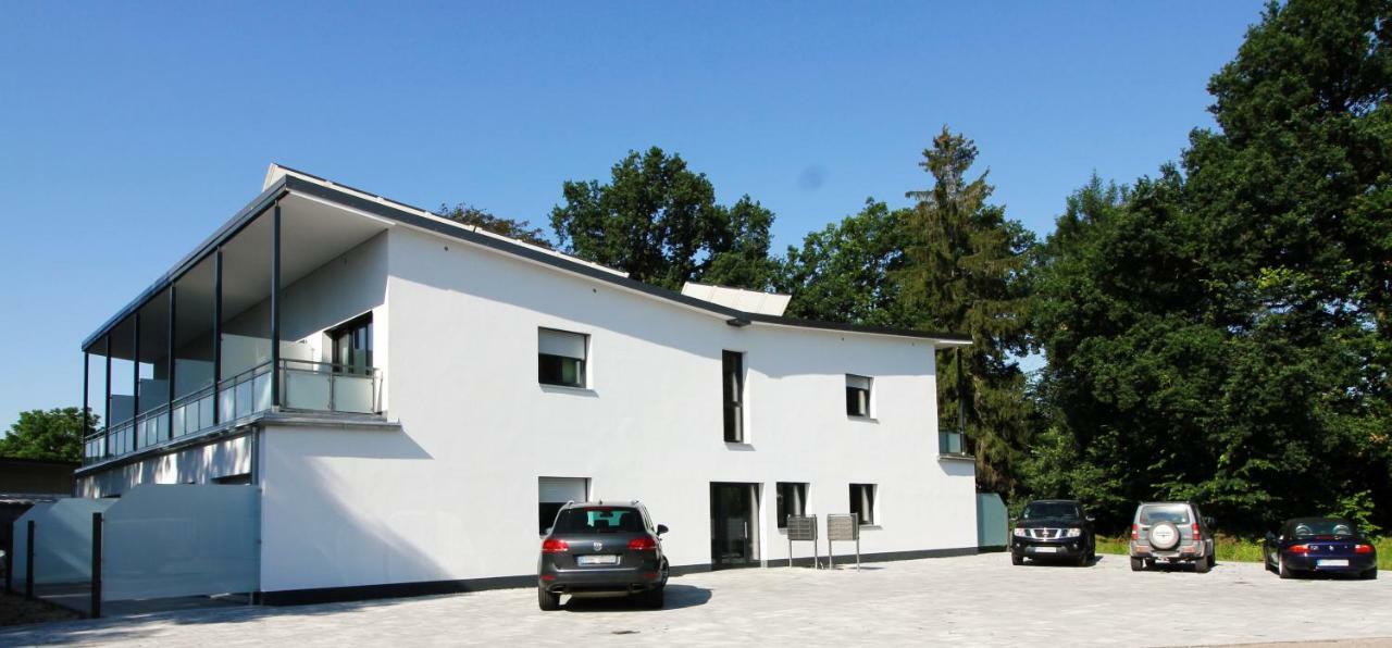 אפרטהוטל Ebenhausen Werk Boardinghouse-Ebenhausen מראה חיצוני תמונה